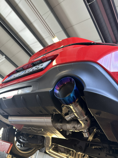 Toyota GR86 geflammte Endrohre 114mm